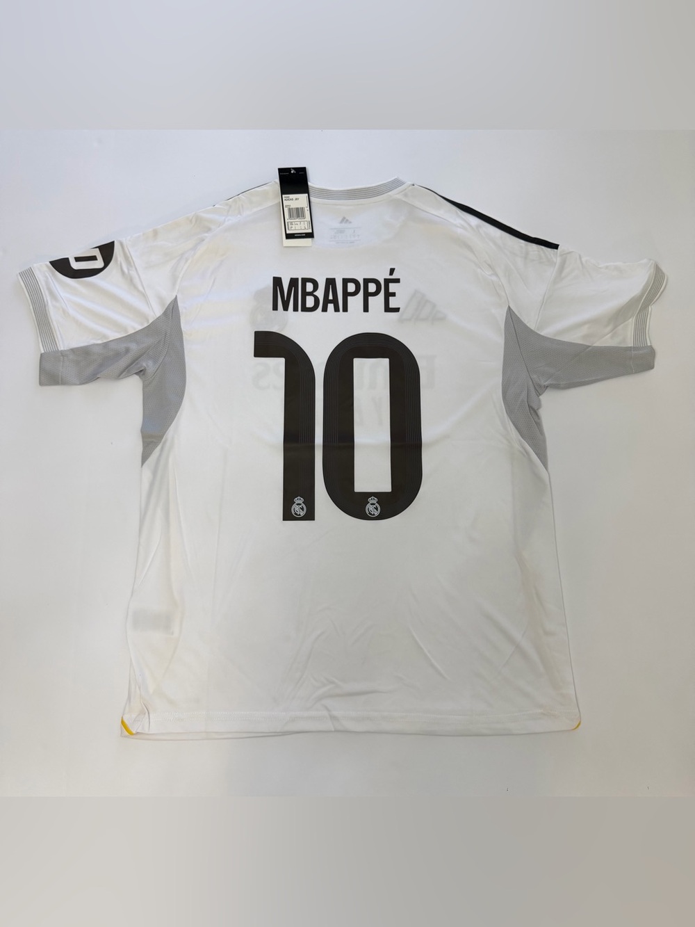 Men’s White Real Madrid Home Jersey - Picture 2 of 2
